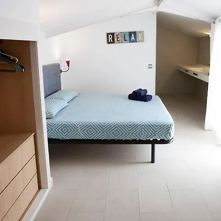 アパート Casa En Primera Linea En Vell ビニベカ